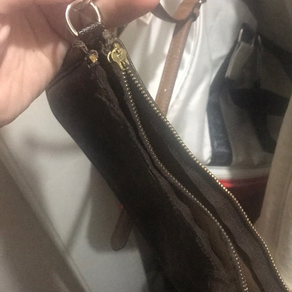 louis vuitton shoulder bag - Picture 5 of 5